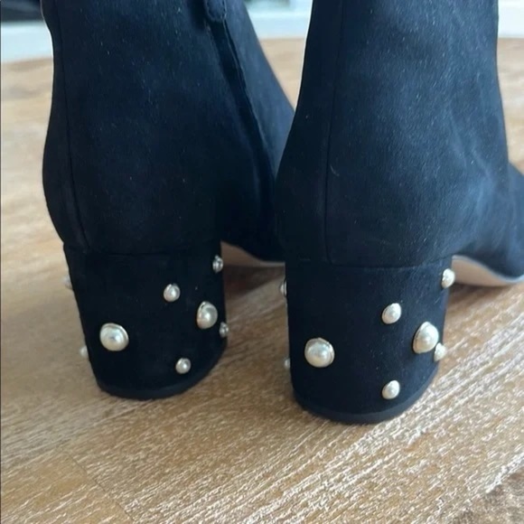 NWOT Kate Spade Taraji Faux Pearl Block Heel Booties - Black Suede 7.5 - Picture 7 of 8